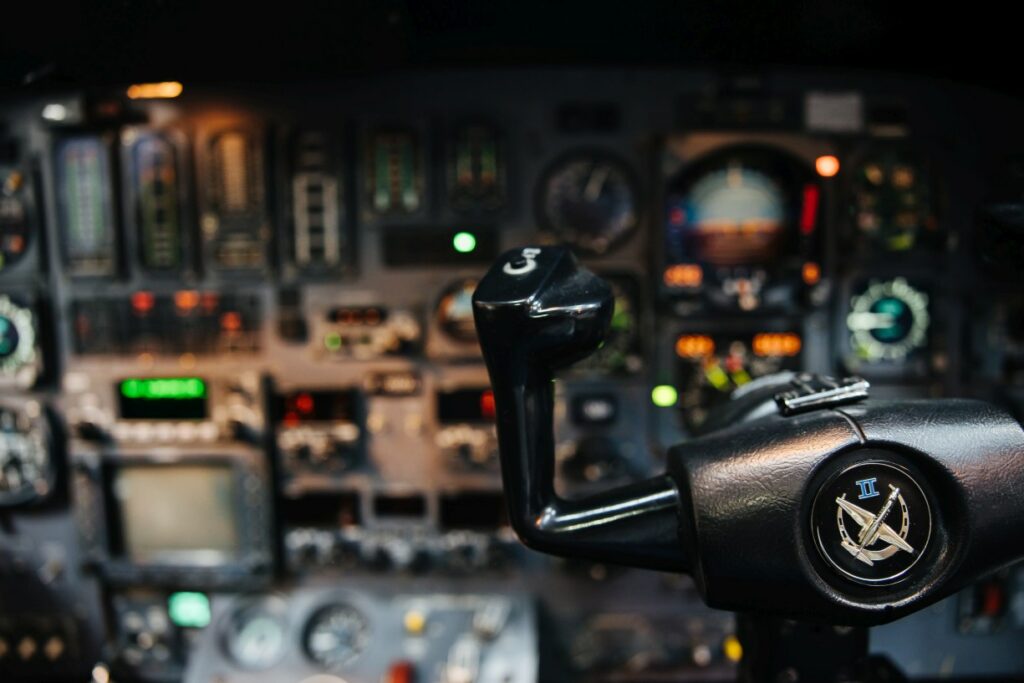 Airlec-Aircraft-Citation Super II XR - Cockpit, steering